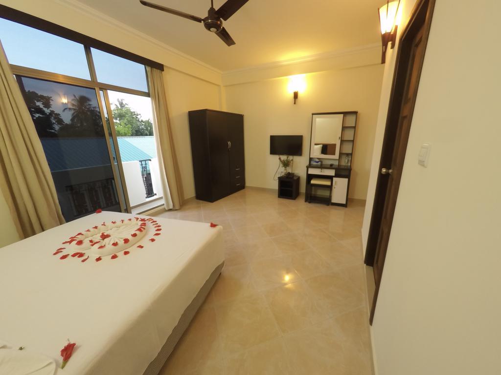 Smera Grand Maamigili Exterior foto